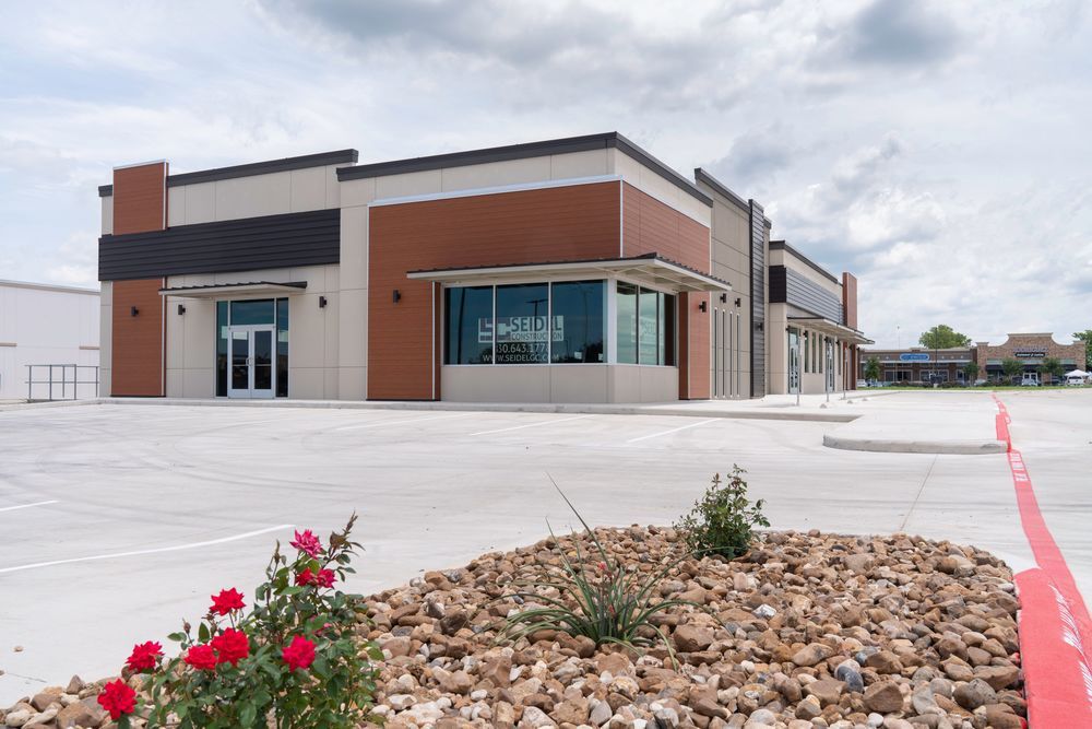 Brand New Office Space in High Growth Area: 615 Oxford Dr, New Braunfels, TX 78130